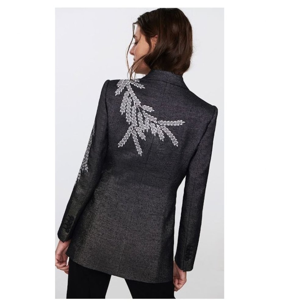 The Extreme Collection British Chic Estefania Blazer FW20 - Picture 2 of 13